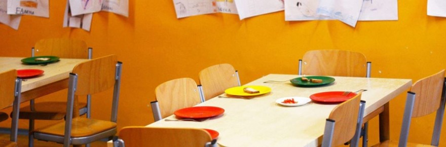 Planifica l'alimentació al menjador escolar d'un nen amb diabetis